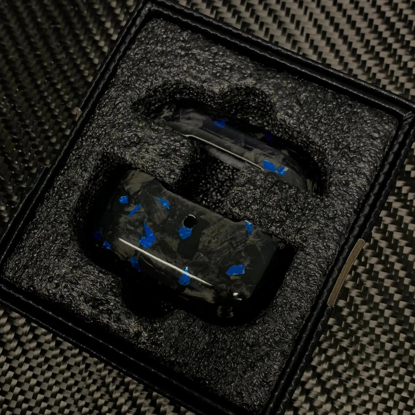 Cover AirPods Carbonio